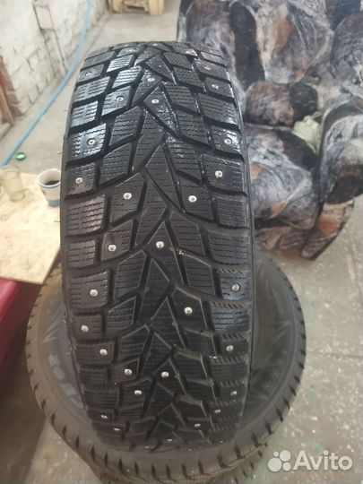 Dunlop SP Winter Ice 02 195/65 R15