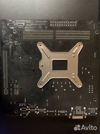 Комплект Intel Core i3 8100 + H310 CM-HDV + 4 GB