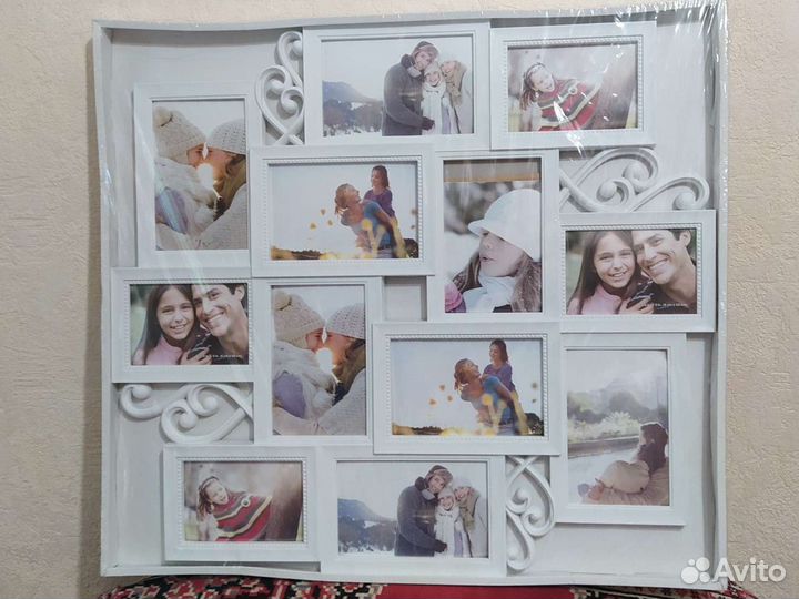 Фоторамка на 12 фото 