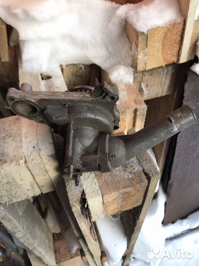 Помпа tayota celica