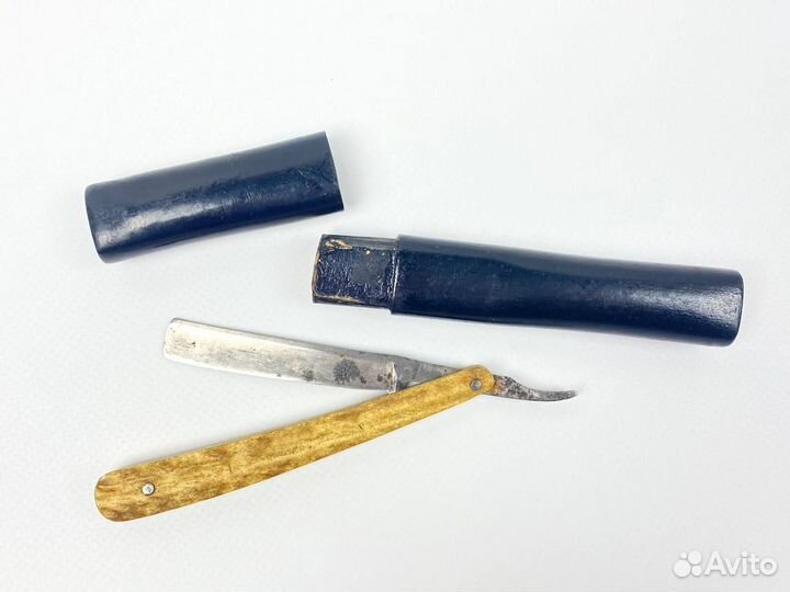 Бритва опасная в футляре