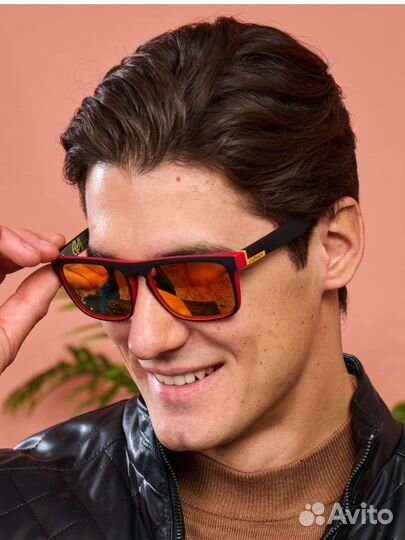 Солнцезащитные очки. Разных цветов