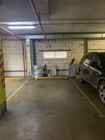 Машиноместо, 16 м²