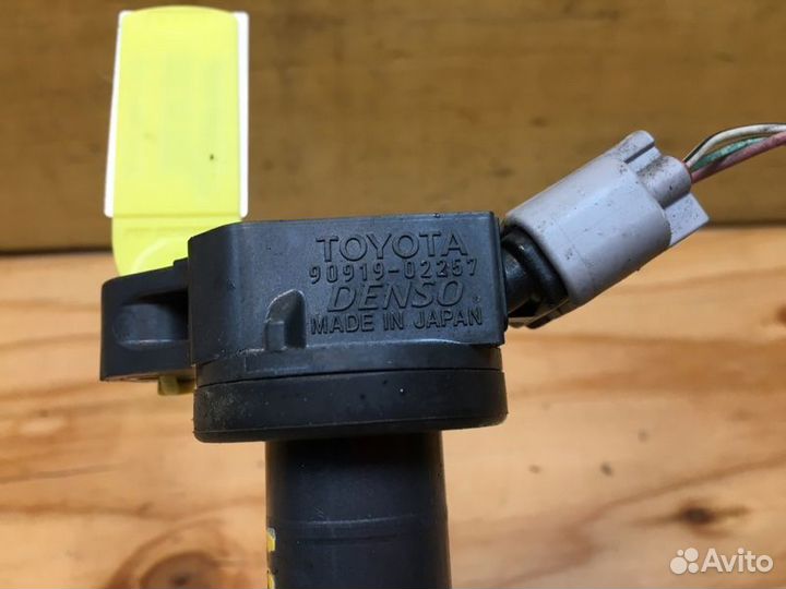 Катушка зажигания Toyota Sienta NSP170 2nrfke 2016