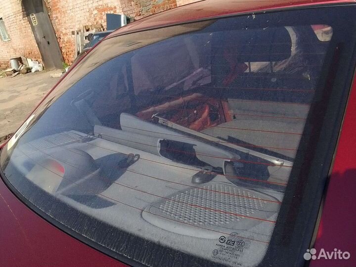 Стёкла дверные Хендай Акцент 2006г