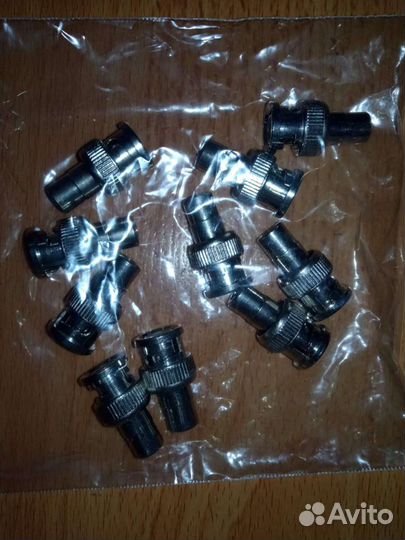 Аккумулятор для камеры / Переходник BNC-штекер RCA