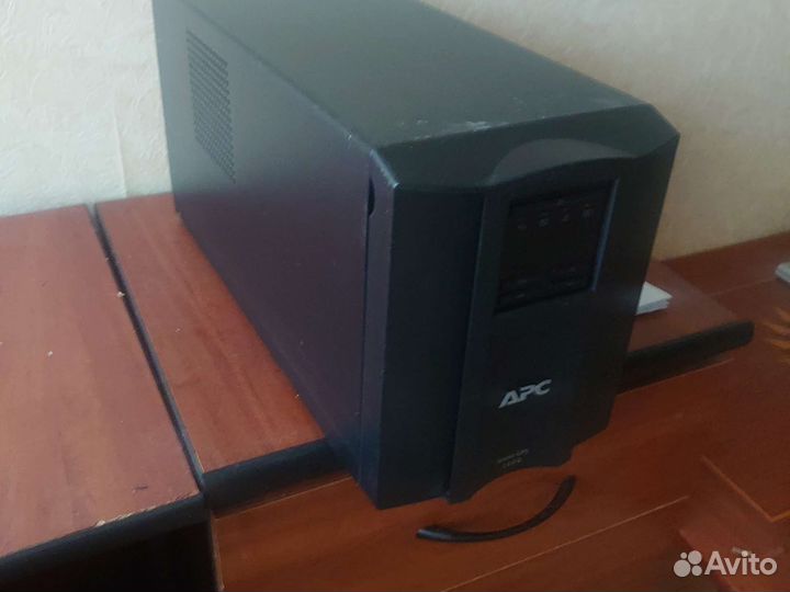 APC Smart-UPC 1000
