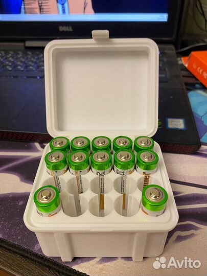 Бокс с крышкой для батареек