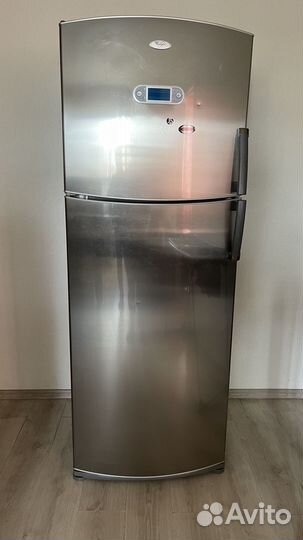 Холодильник Whirlpool. Заберите