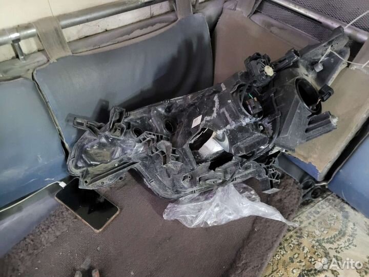 Фара правая nissan note е 12