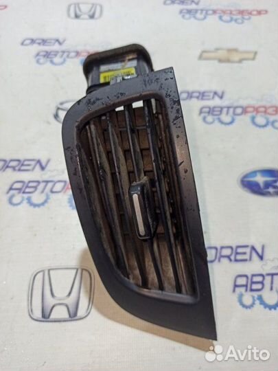 Дефлектор воздушный левый Kia Cerato 2 1.6 G4FC