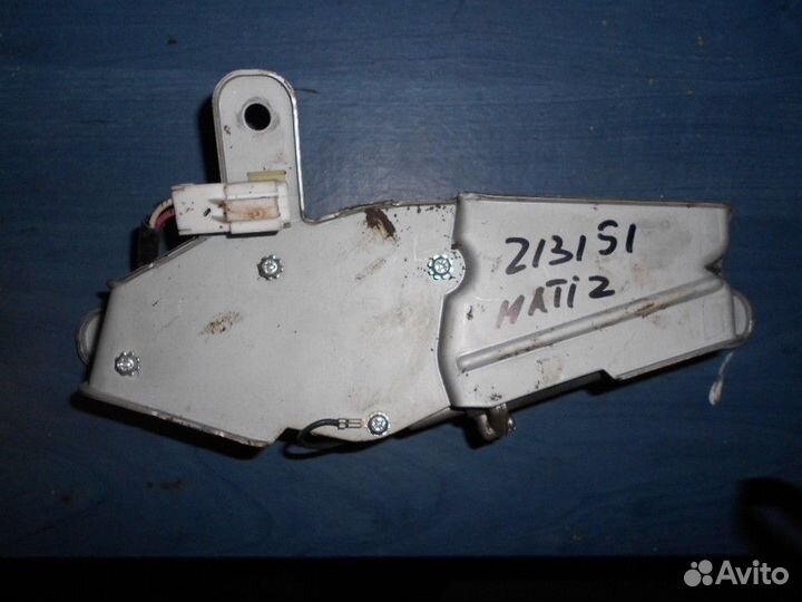 Моторчик стеклоочистителя задний