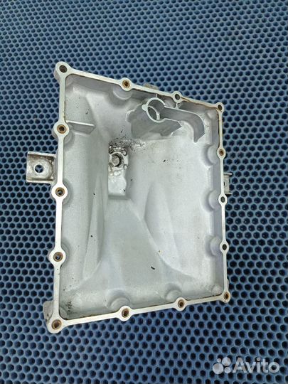 Suzuki GSX-R750 Y K1 K2 K3 поддон картера