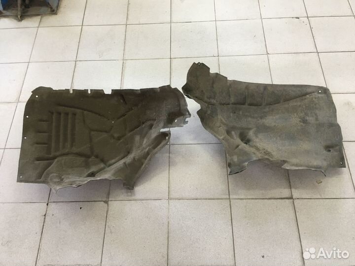 Подкрылок передний левый Audi Q7 4M рестайлинг