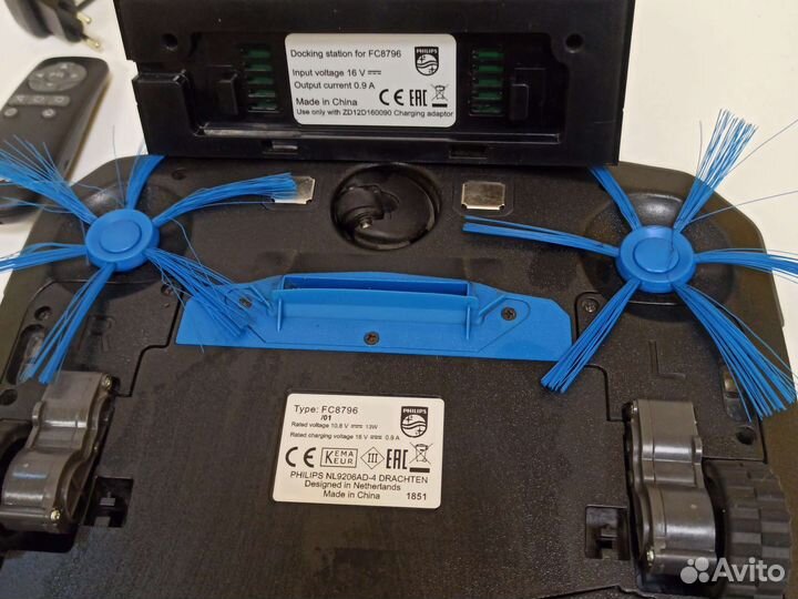 Робот-пылесос Philips FC8796/01 (Т1)