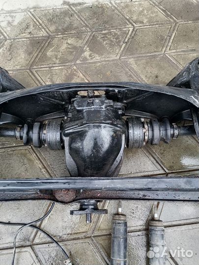 Редуктор 3.27 w210 w124