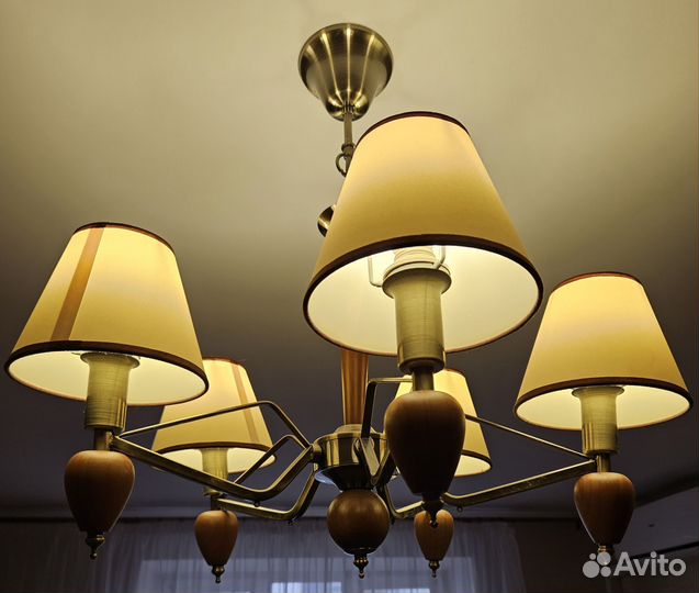 Люстра потолочная