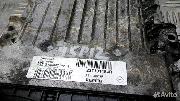 Блок управления двигателем Renault Megane