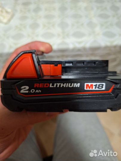 Аккумулятор milwaukee m18