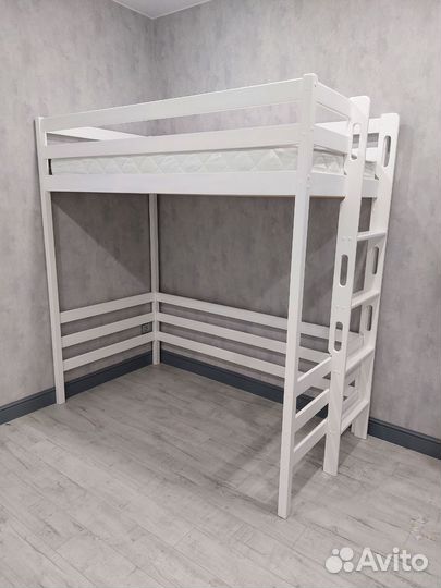 Кровать чердак