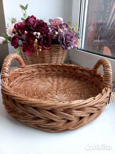 Плетеный поднос