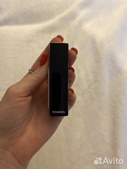 Помада chanel rouge allure velvet 57