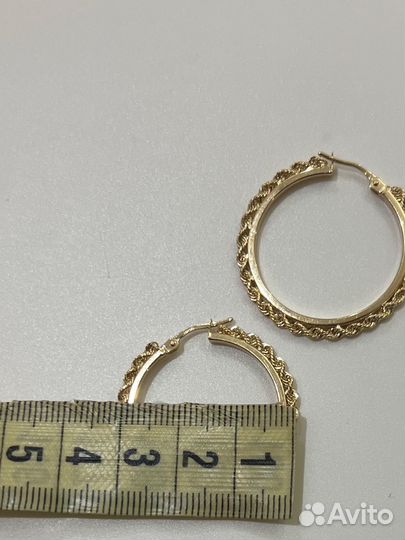 Золотые серьги