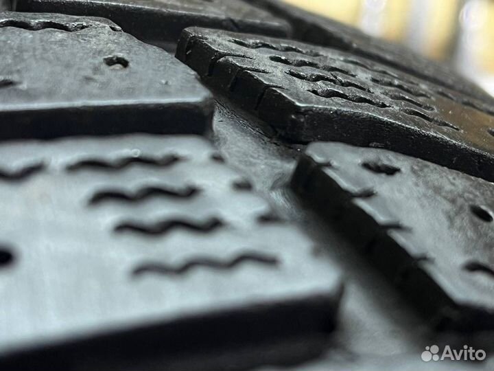 Continental IceContact 2 205/55 R16 94T