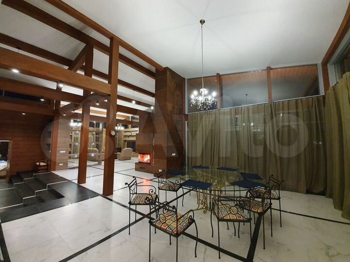 Коттедж 472,4 м² на участке 51 сот.