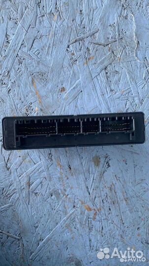 Блок управления Mitsubishi Carisma (1995 - 1999)