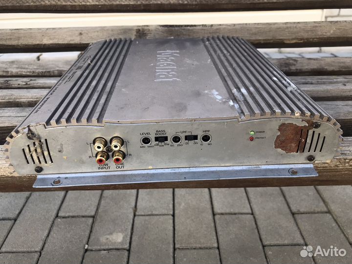 Продаю усилитель на 800 watts