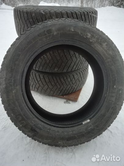 Goodyear UltraGrip Ice SUV 225/60 R17 103T