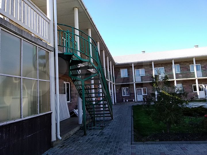 Дом 378 м² на участке 13,5 сот.