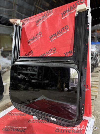 Люк Ауди А4 Б8