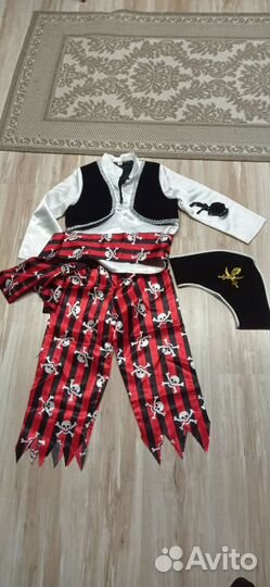 Прокат костюма пирата