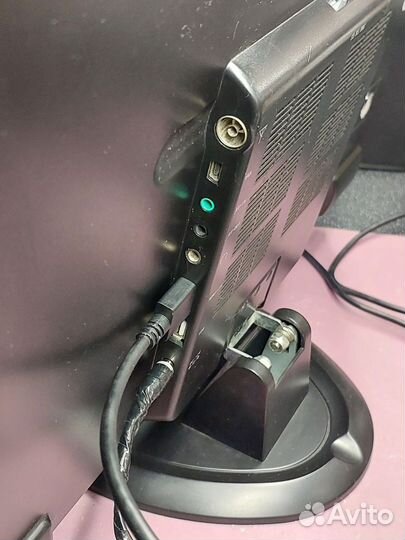 Xbox 360 1tb + kinnekt + монитор