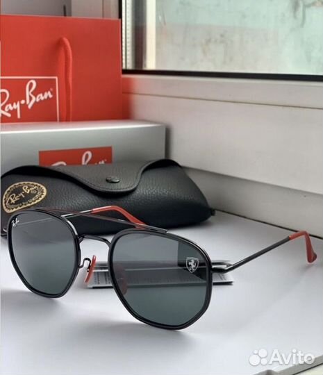 Солнцезащитные очки ray ban ferrari черная