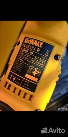 Перфоратор Dewalt sds max