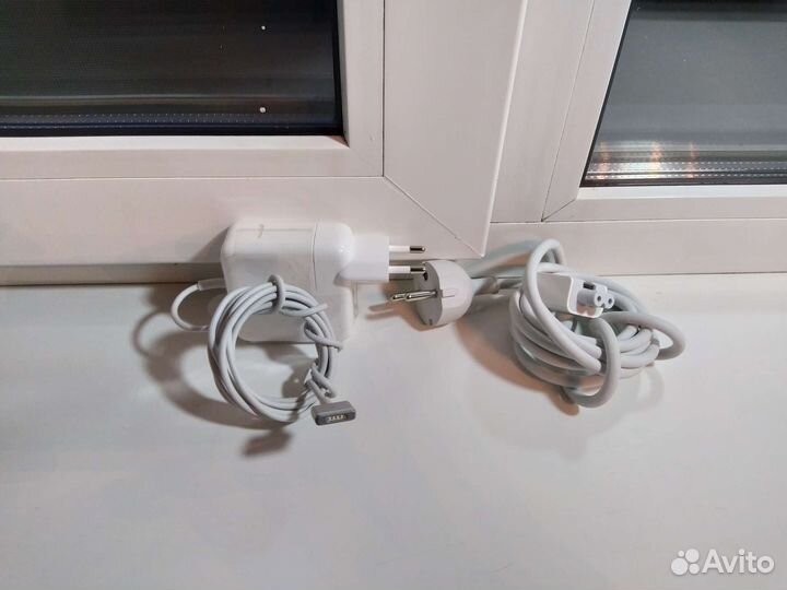 Оригинальная зарядка для MacBook Magsafe2