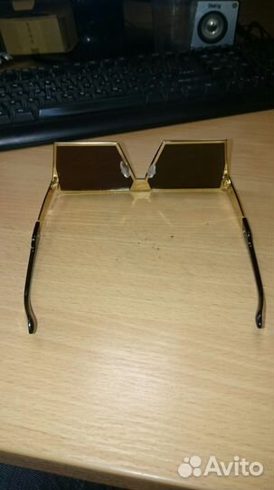 Очень крутые стимпанк очки