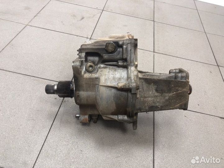 Коробка раздаточная Hyundai Tucson внедорожник 2.0