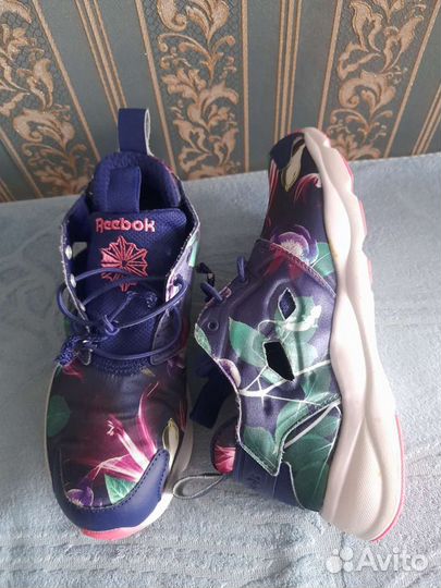 Кроссовки Reebok 36 размер