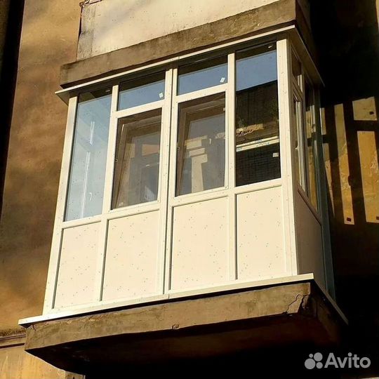 Пластиковые балконы под ключ