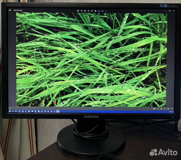 Монитор Samsung 24 дюйма