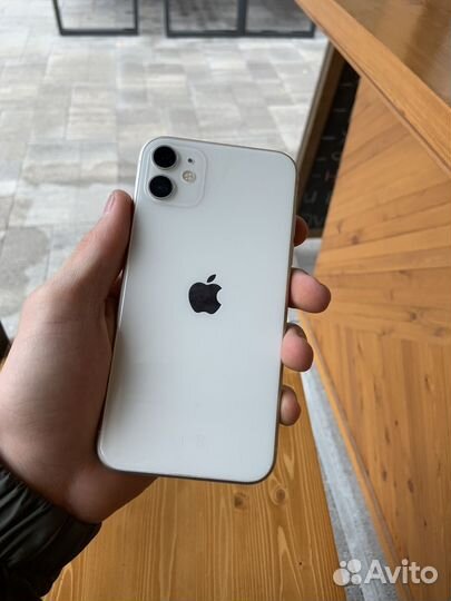 iPhone 11, 128 ГБ