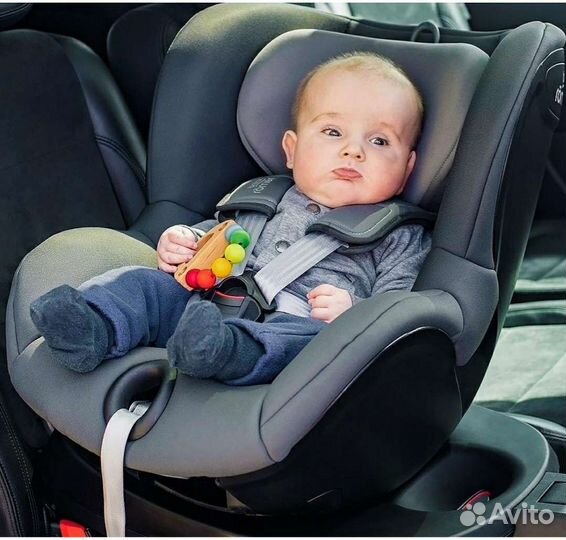 Britax Roemer Dualfix 2R - поворотное кресло