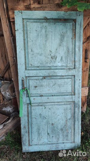 Двери входные и межкомнатные деревянная