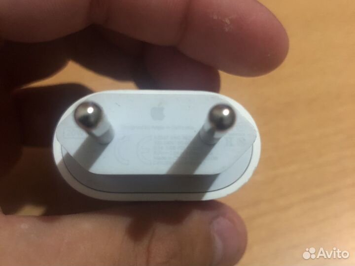 Оригинальный блок iPhone 20 w