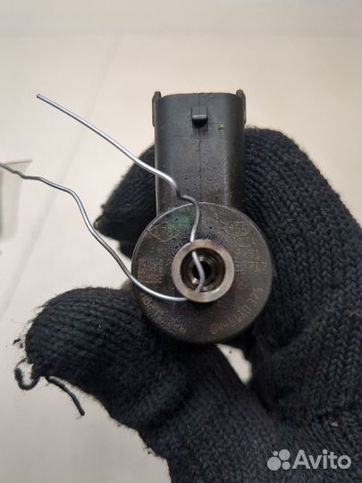 Форсунка топливная Renault Trafic, 2013