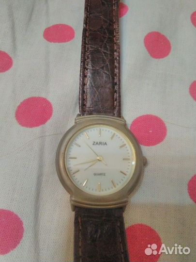 Часы zaria СССР механика кварцевые